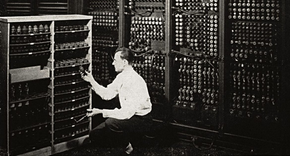 ENIAC tube change