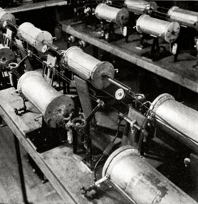 chemical_highlights_tube_manufacturing2_640px