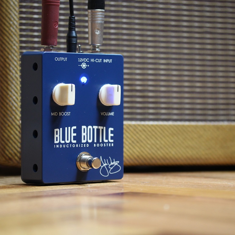 https://www.effectrode.com/wp-content/uploads/2018/11/Blue_Bottle_squ_768.jpg