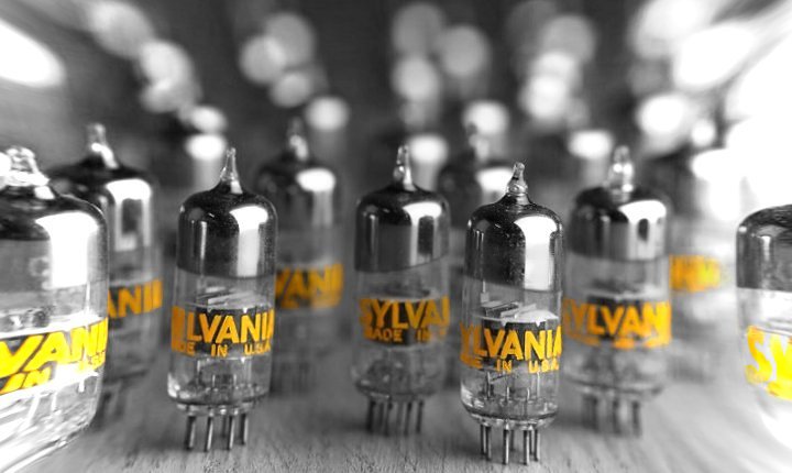 knowlwdge_tubes2_bw_720px Vacuum Tubes